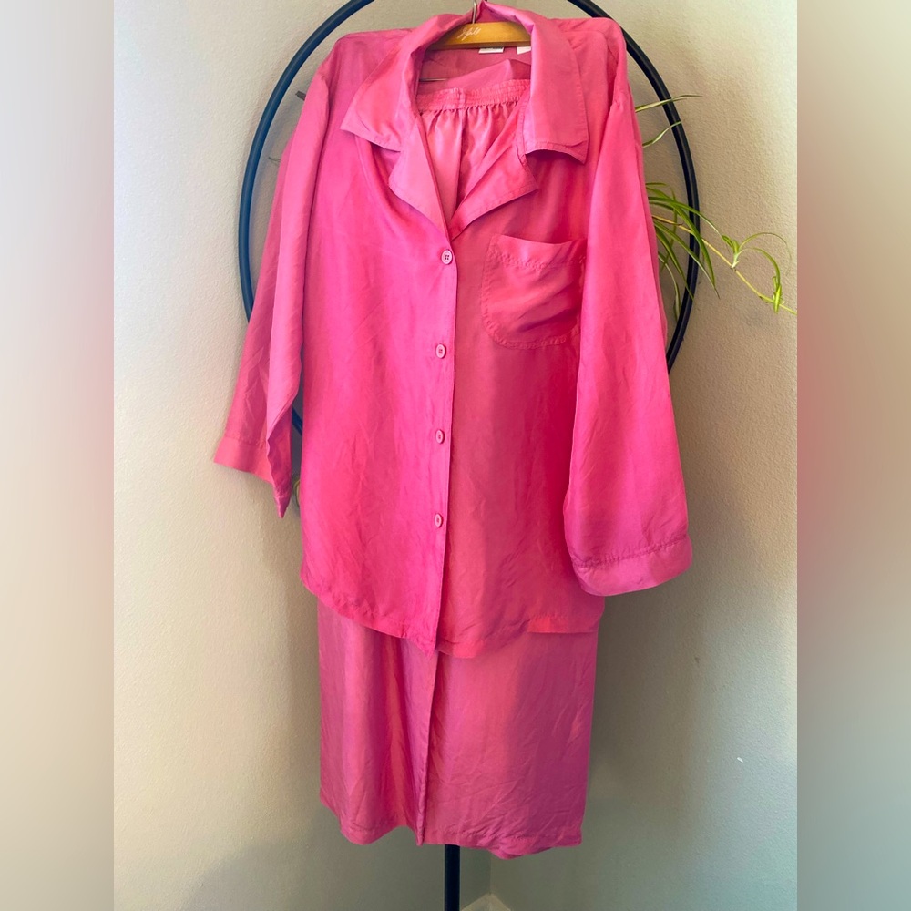 Barbizon Vintage Pajama Set Bright Pink Silk Full Pant Long Sleeve Med. 🩷